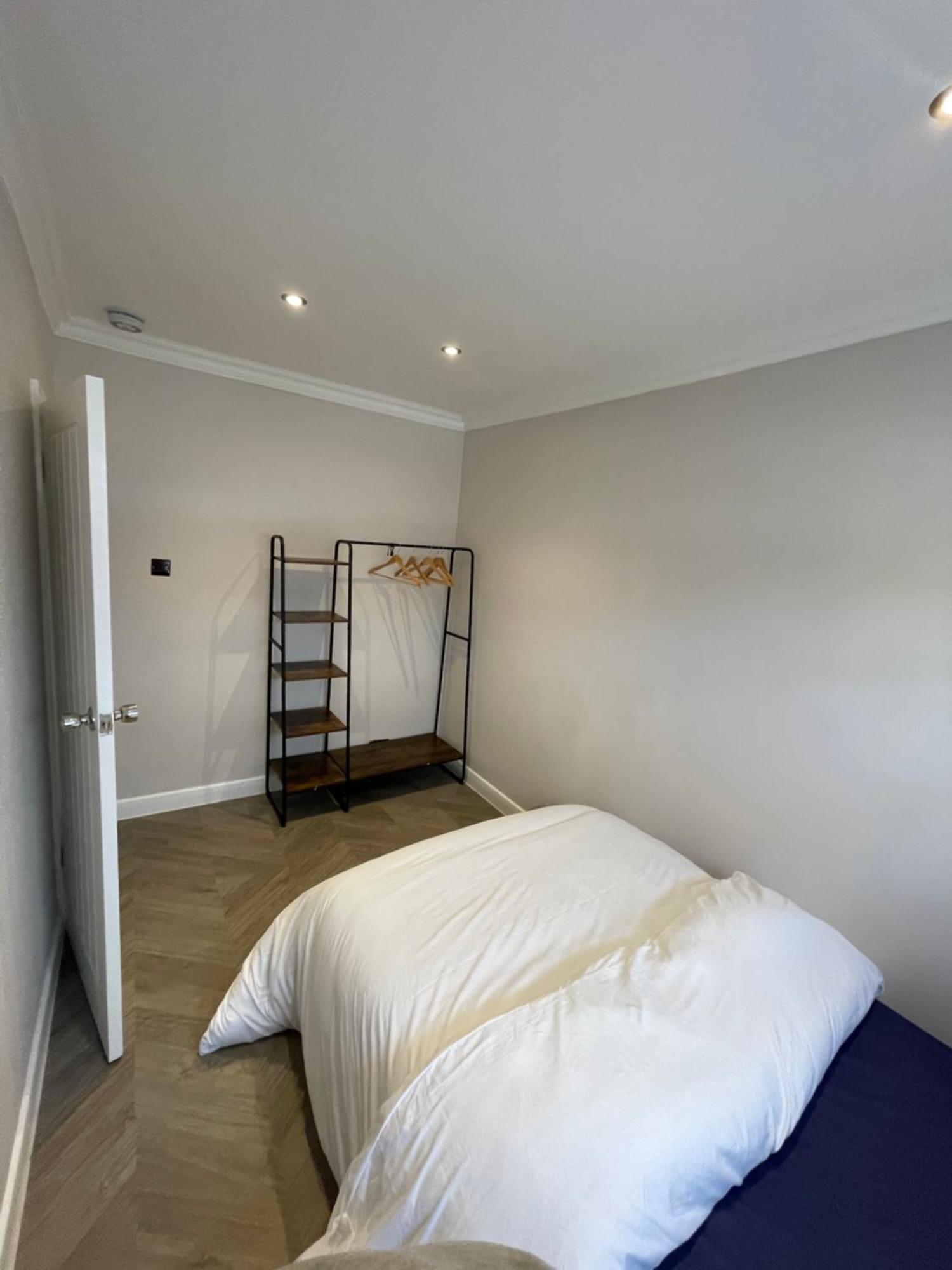 Modern Premium 2 Bedroom Home In Kent Chatham  Exterior foto
